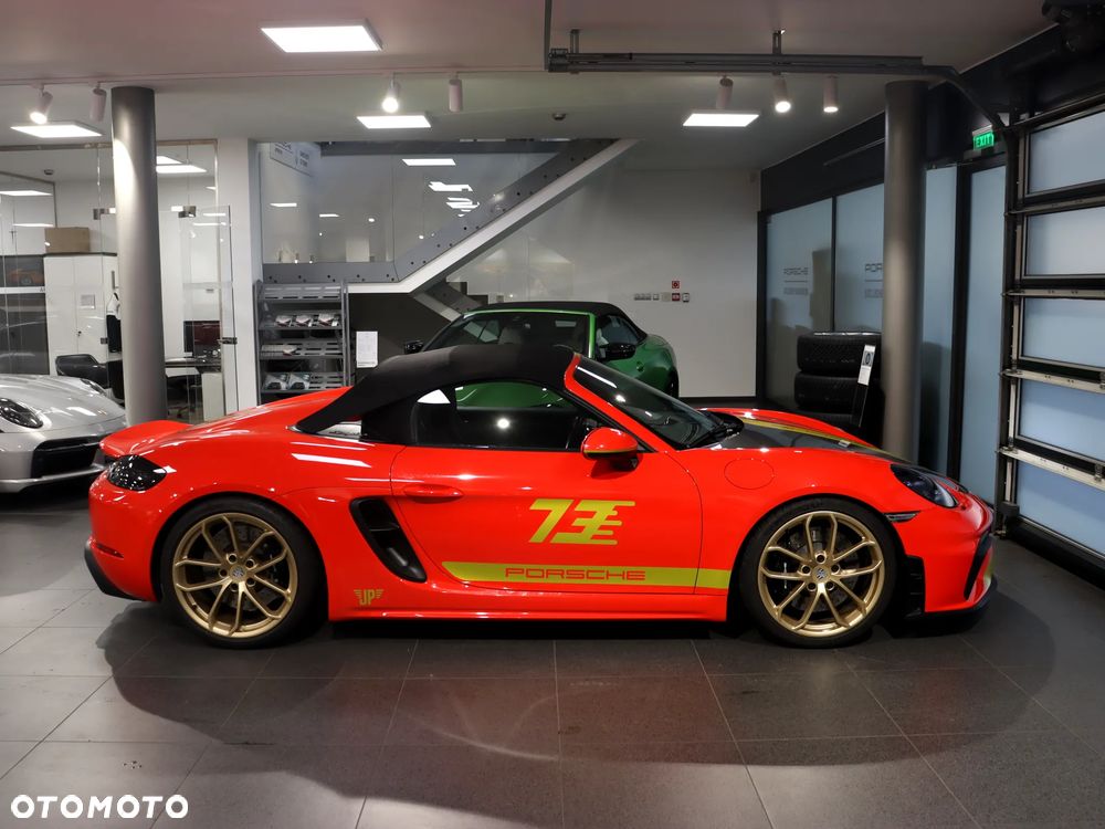 Porsche 718 Spyder - 6