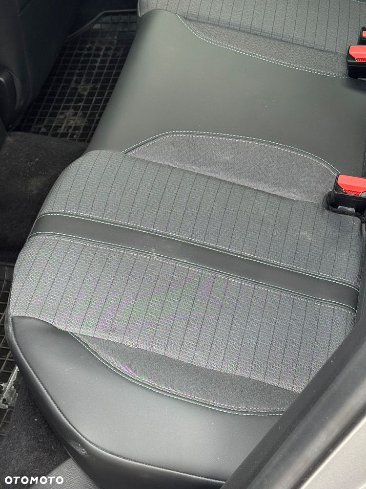 Peugeot 2008 1.2 PureTech Active Pack S&S - 19