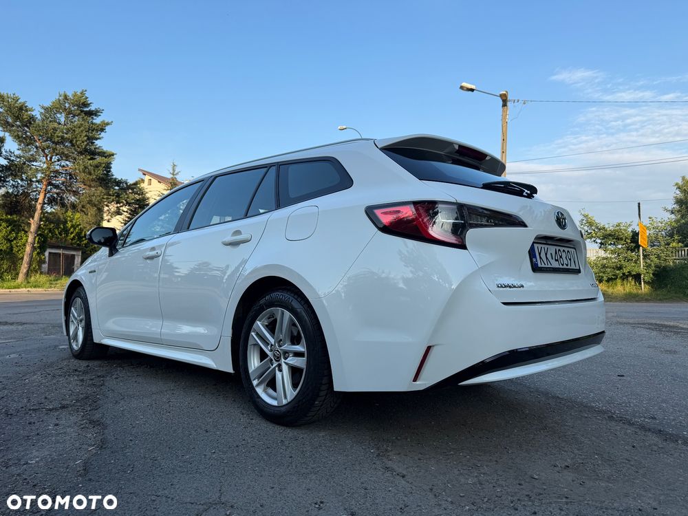 Toyota Corolla 1.8 Hybrid Comfort - 9