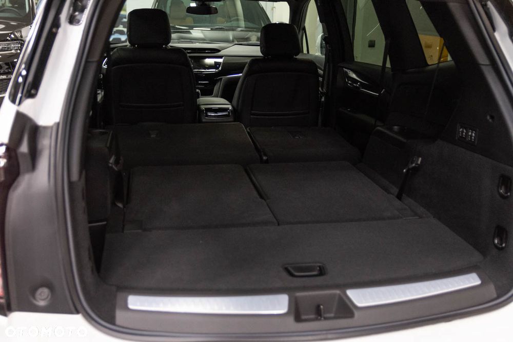 Cadillac XT6 - 18
