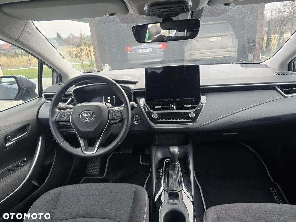 Toyota Auris 1.4 VVT-i Terra - 1