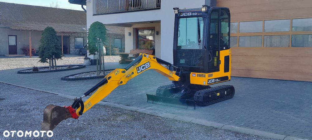 JCB JCB 19 C -1 ful opcja najbogatsza jak nowa mini koparka sprowadzona 8020 1 wł 8018 okazja 16 - 28