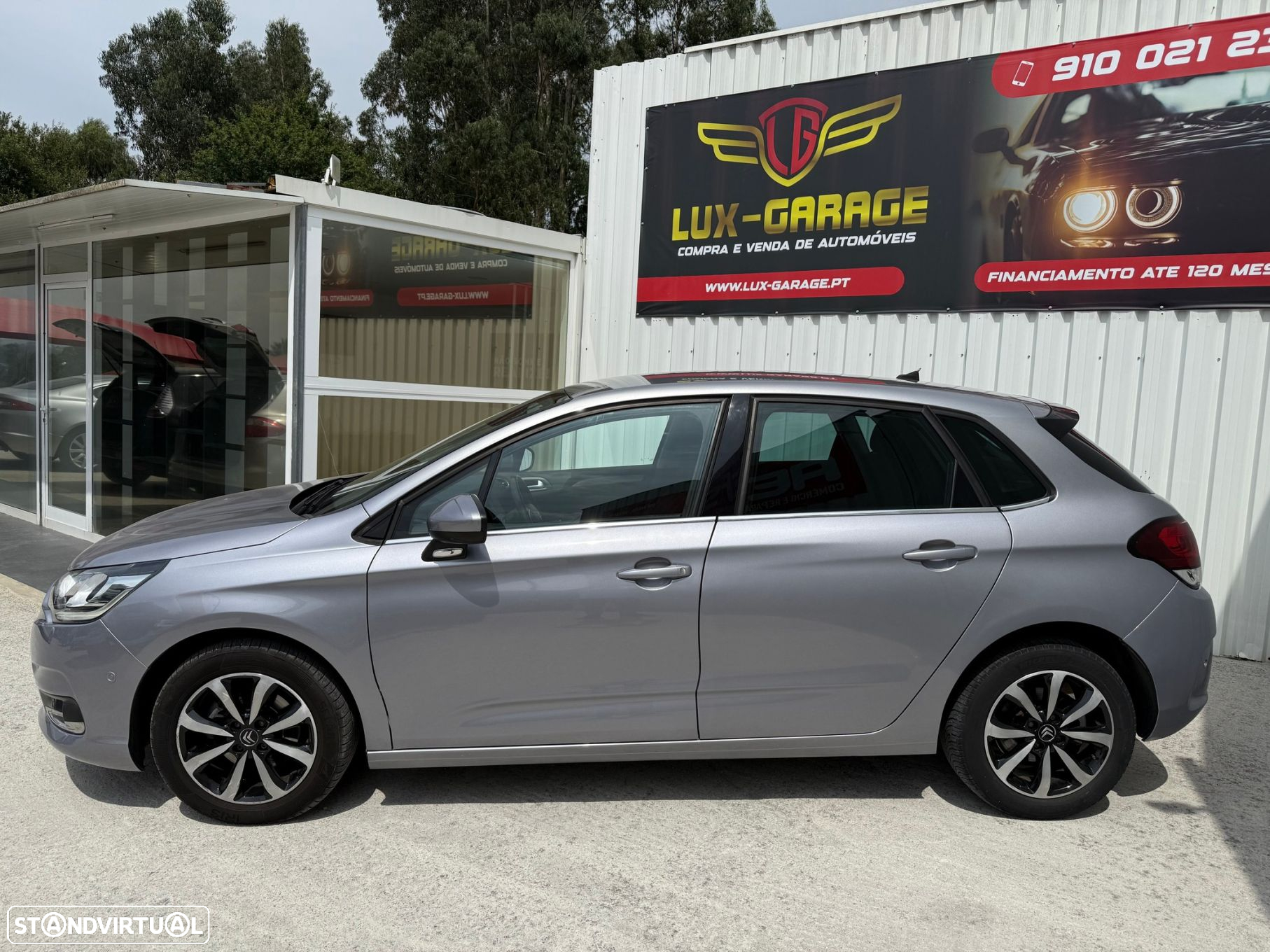 Citroën C4 1.2 PureTech Shine EAT6 - 4
