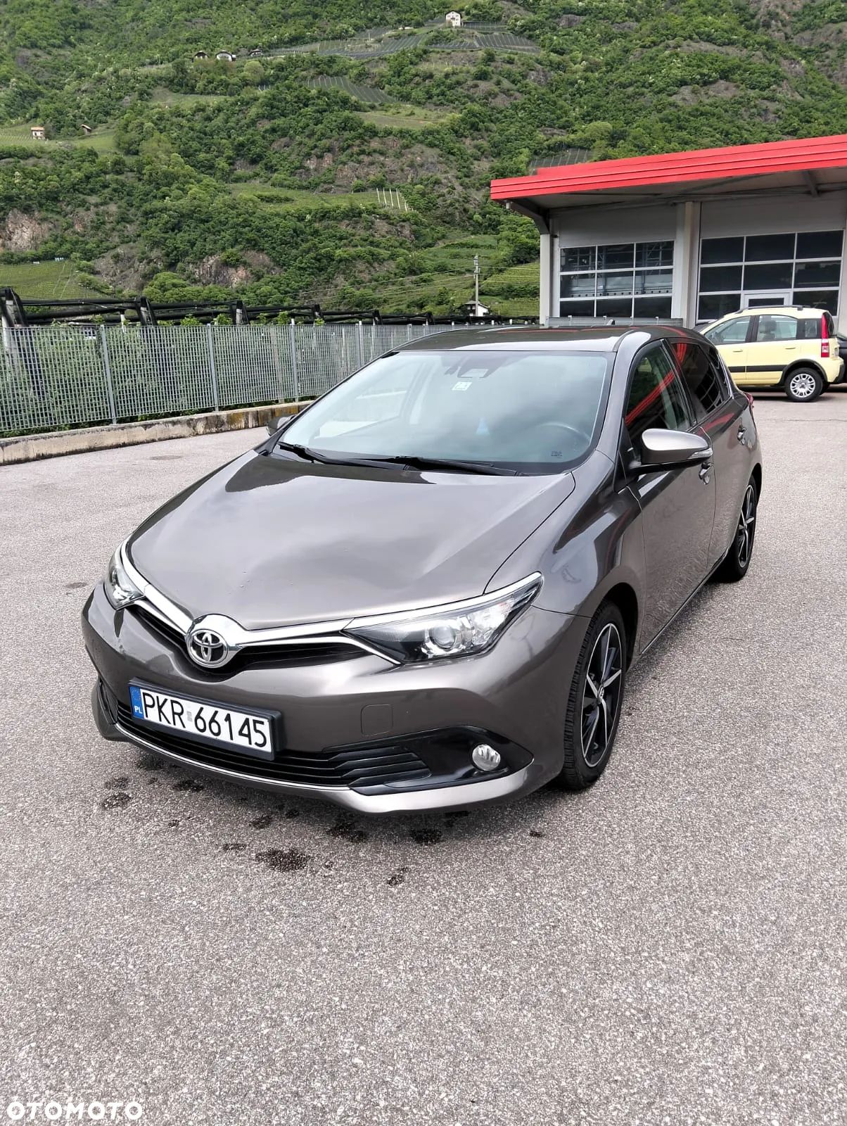 Toyota Auris 1.2 Turbo Edition S+ - 1