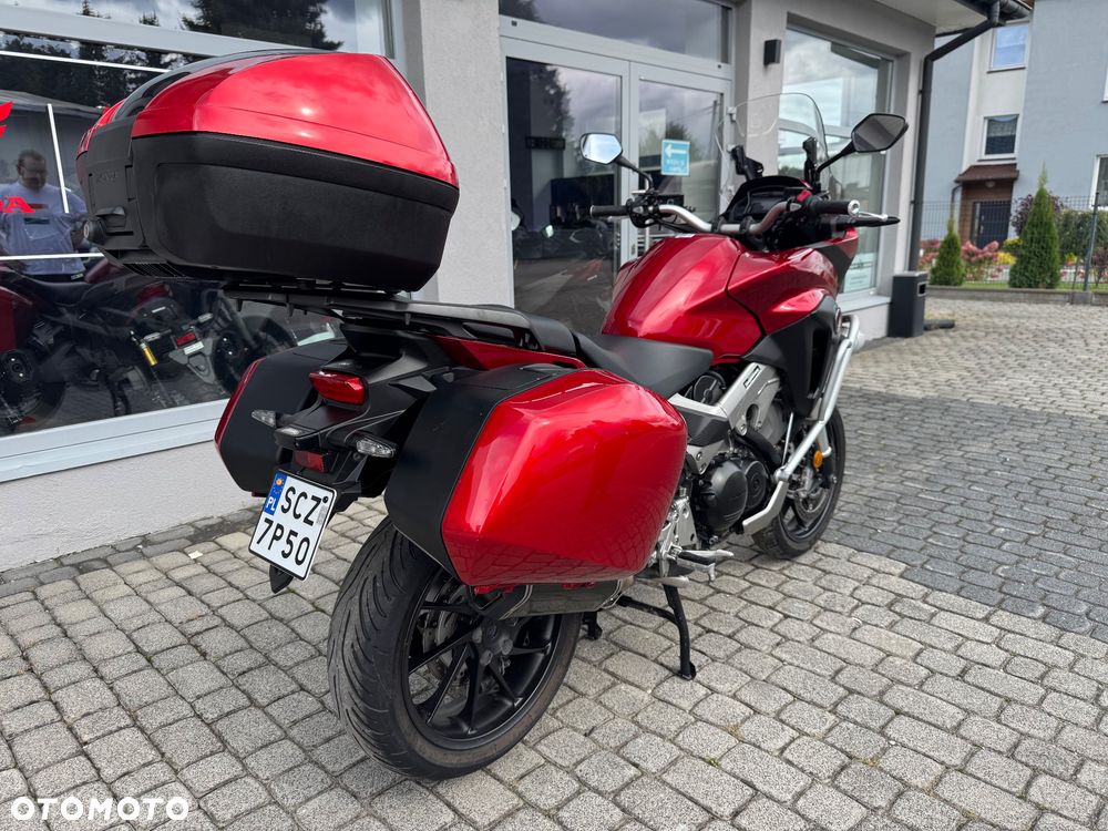 Honda VFR - 4