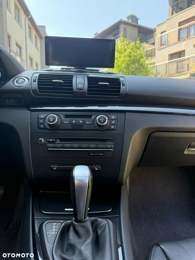 BMW Seria 1 - 17