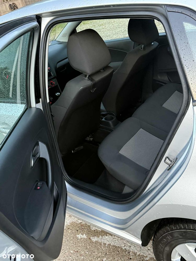 Volkswagen Polo - 9