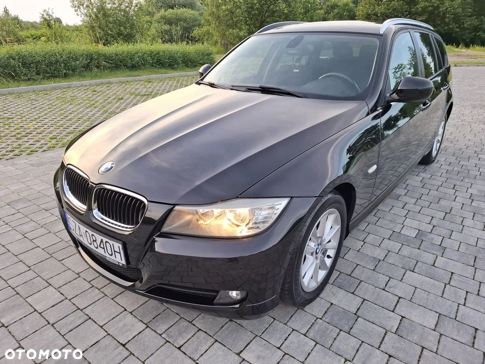 BMW Seria 3 318i - 3