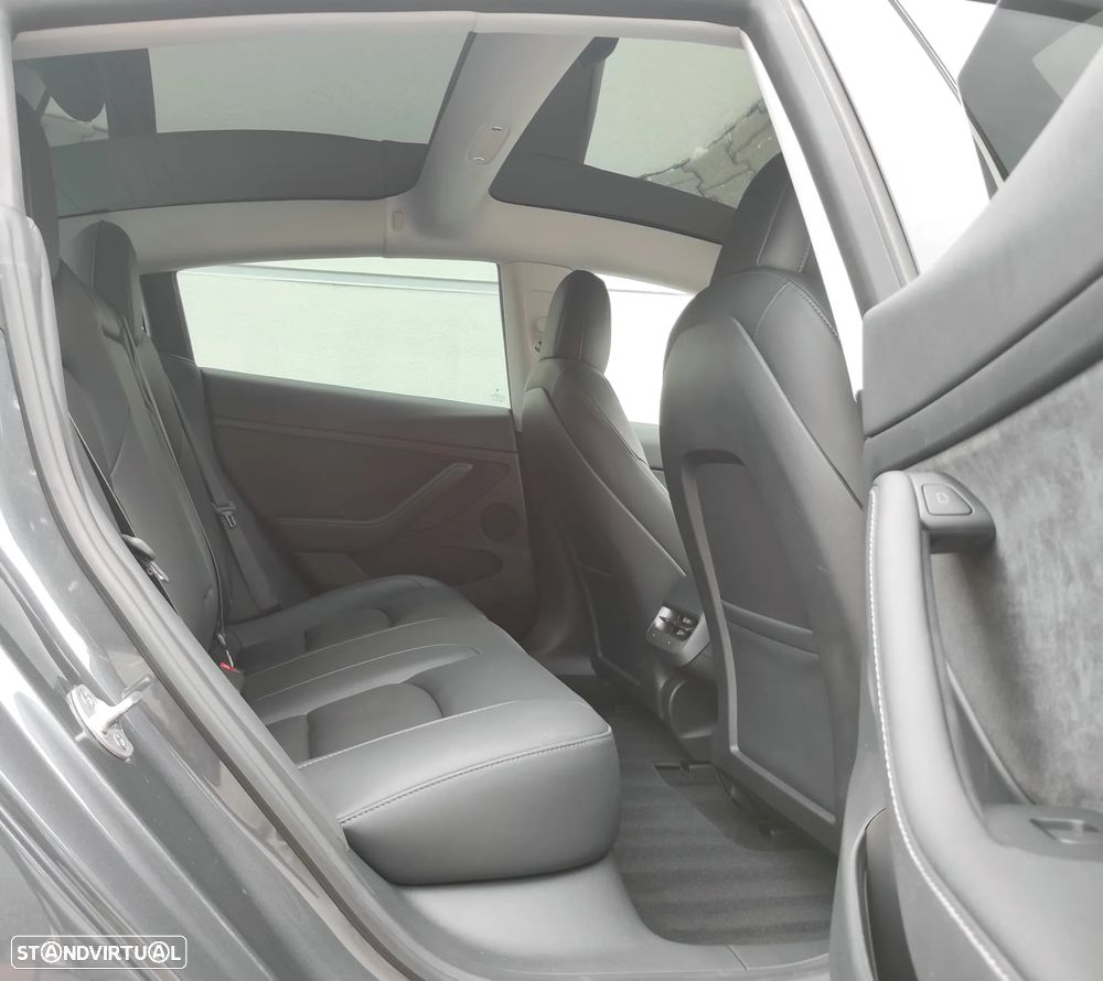 Tesla Model 3 Standard Range Plus RWD - 27