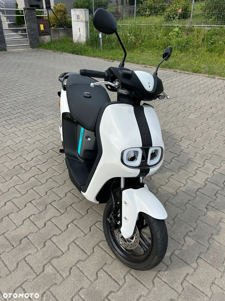Yamaha Neos - 2