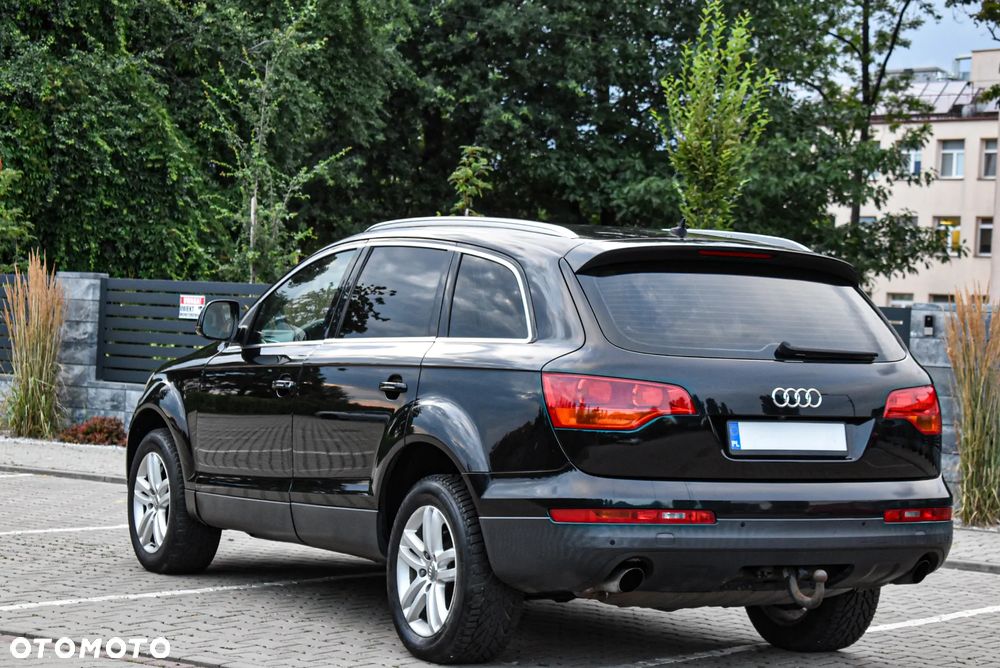 Audi Q7 - 16