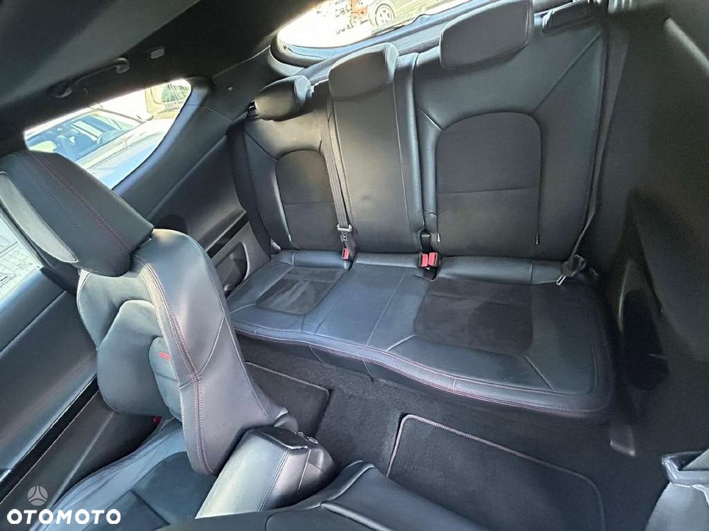 Kia Ceed 1.6 T-GDI GT-Challenge - 11