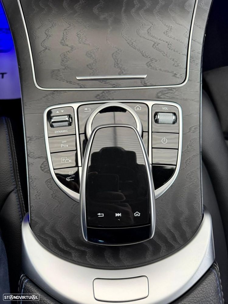 Mercedes-Benz C 300 de AMG Line - 21