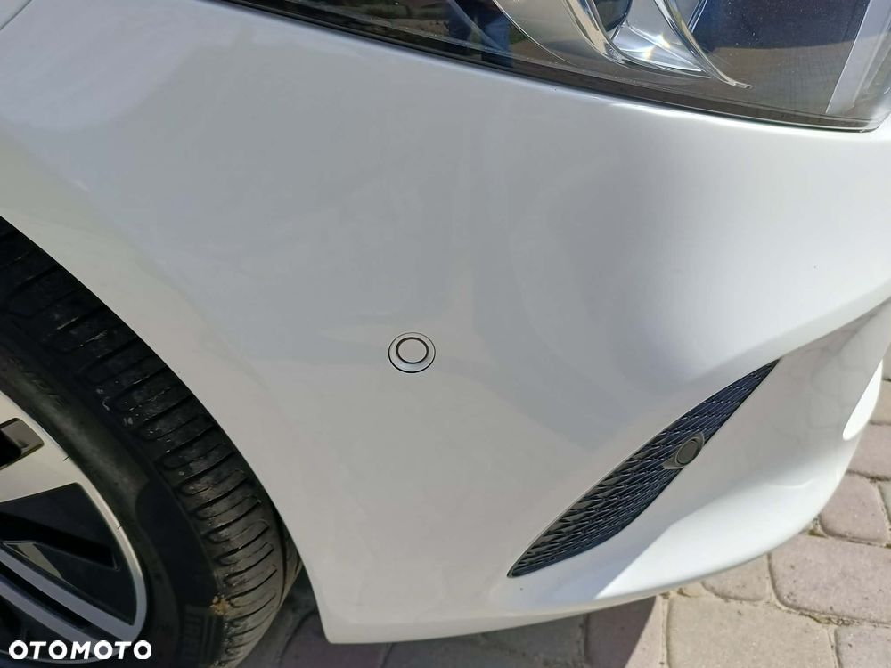 Mercedes-Benz Klasa A 250 E 8G-DCT Progressive - 5