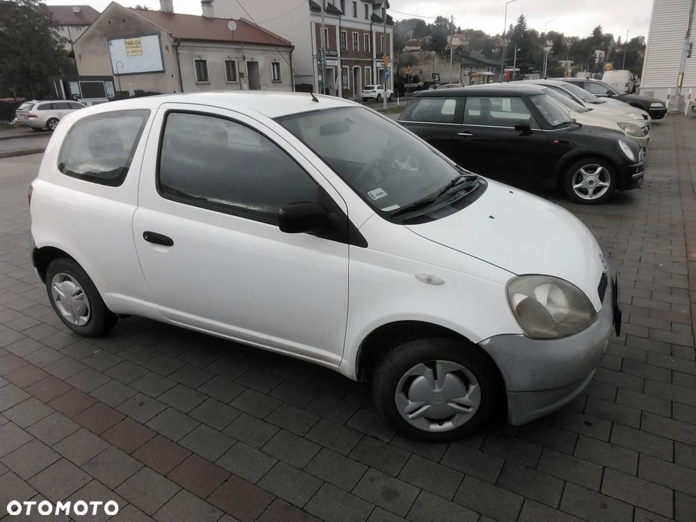 Toyota Yaris - 15