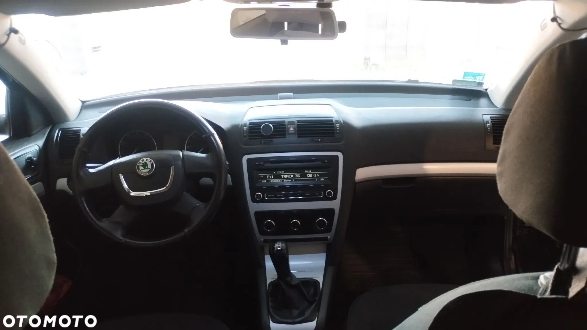 Skoda Octavia 1.4 TSI Ambiente - 12