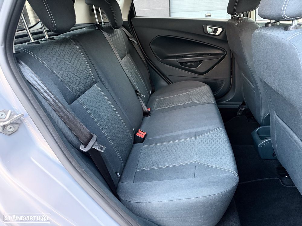 Ford Fiesta 1.4 TDCi Titanium - 16