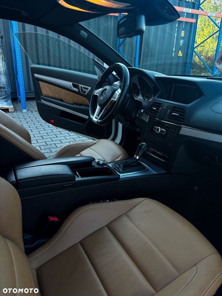 Mercedes-Benz Klasa E 500 BlueEffICIENCY - 24