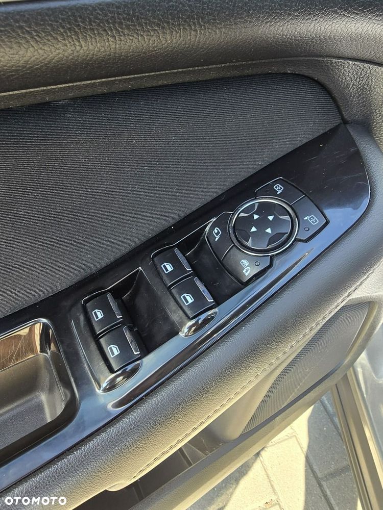 Ford S-Max - 15