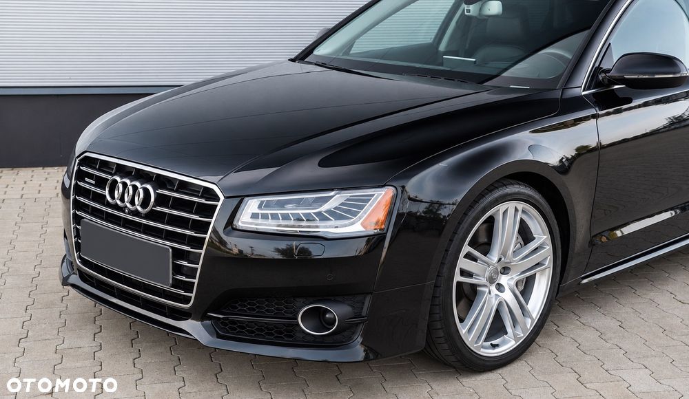 Audi A8 - 5