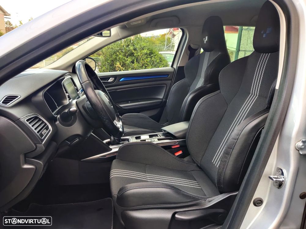 Renault Mégane Sport Tourer 1.5 dCi GT Line - 8