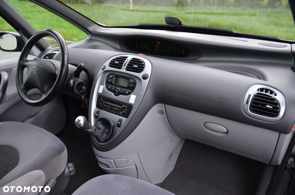 Citroën Xsara Picasso - 8