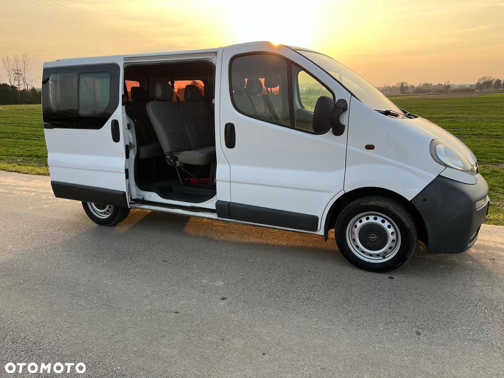 Opel Vivaro - 5