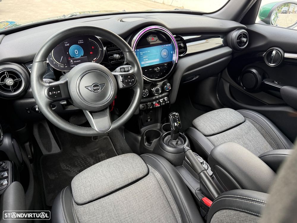 MINI 5 Portas One Sport Edition Auto - 23