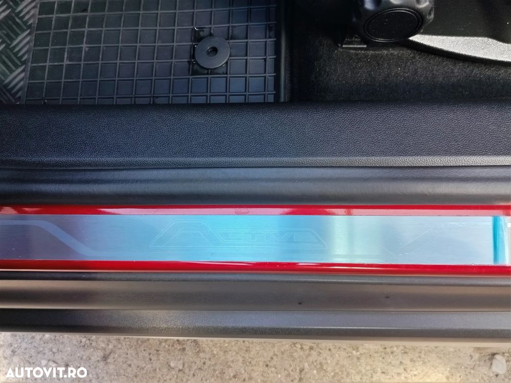 Ford Focus 2.0 EcoBlue Active Business - 9