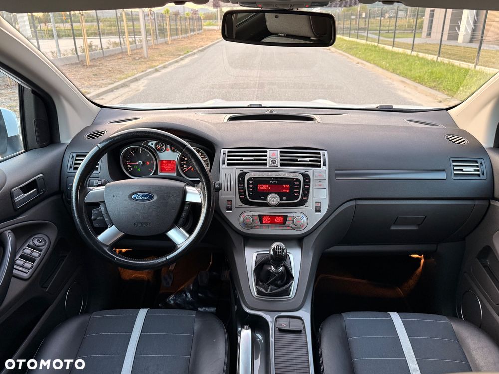 Ford Kuga 2.0 TDCi Titanium - 22