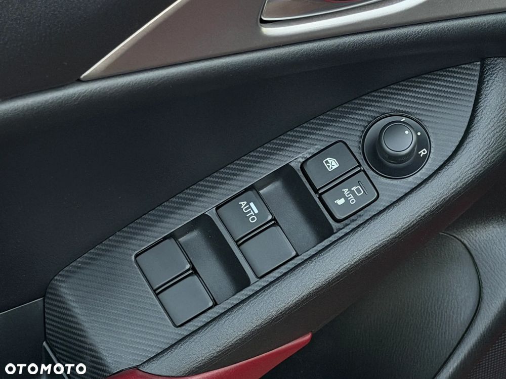Mazda CX-3 SKYACTIV-G 120 FWD Sports-Line - 36
