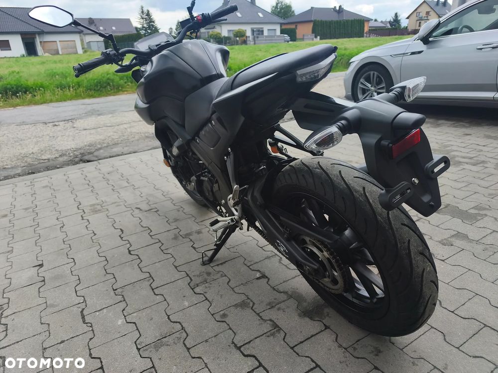 Yamaha MT - 7