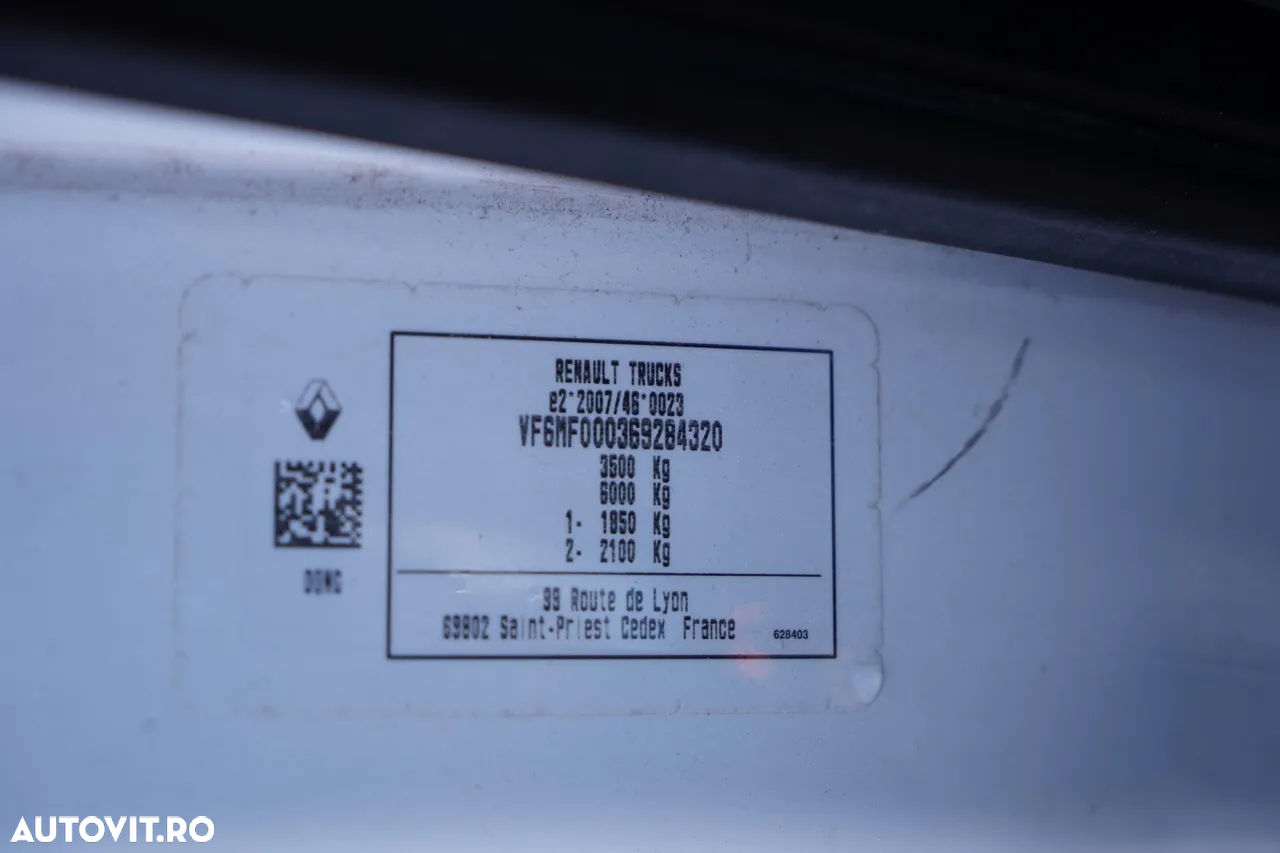 Renault MASTER / BLASZAK / PANEL / MANUAL / CARCASĂ DE REMORCARE / 2022 - 34