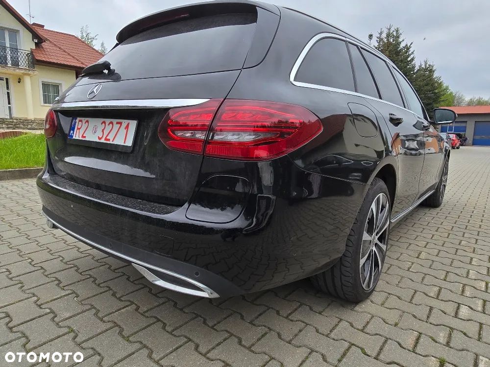 Mercedes-Benz Klasa C 300 de 9G-TRONIC - 13