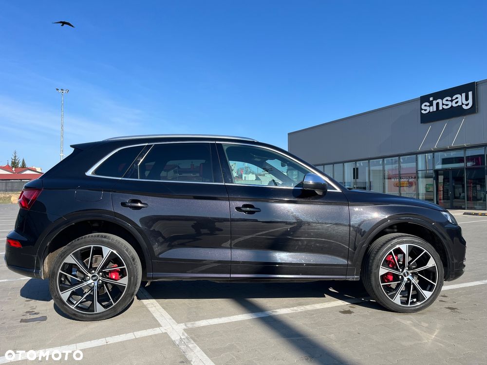 Audi SQ5 - 30