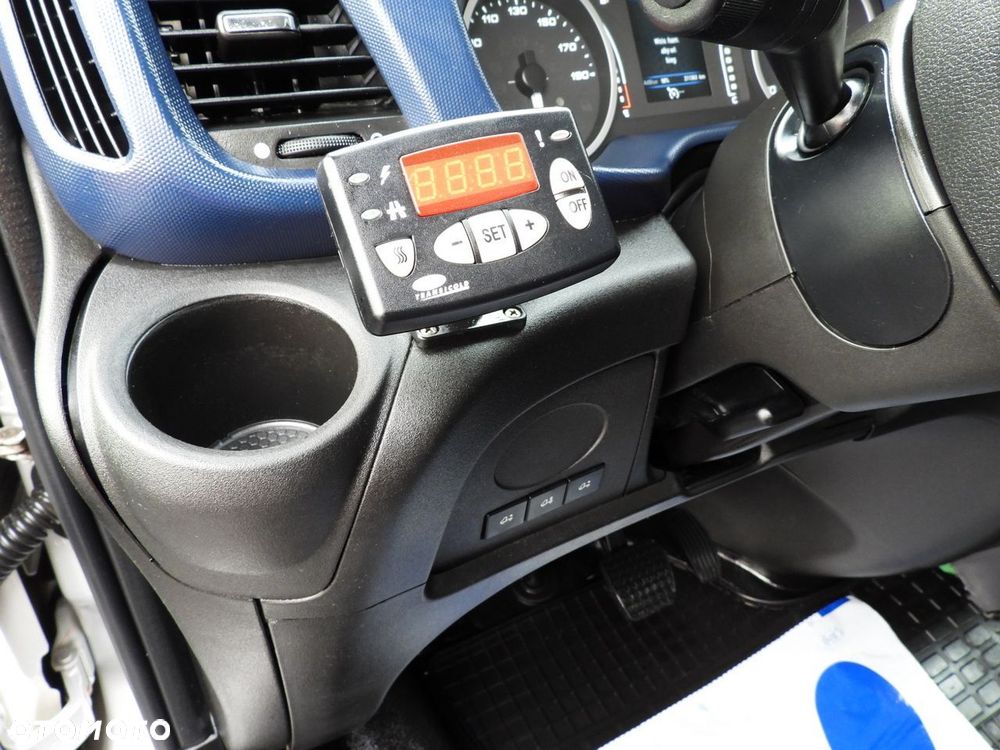 Iveco DAILY 72C18 CHŁODNIA KONTENER -10*C WINDA 9 PALET ZASILANIE 230V TEMPOMAT NAWIGACJA PNEUMATYKA AUTOMAT HI-MATIC BLIŹNIACZE KOŁA KLIMATYZACJA  180KM - 31