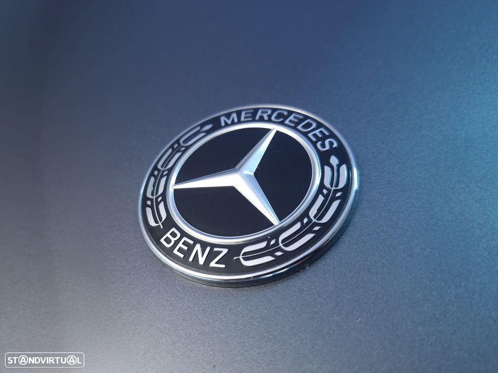 Mercedes-Benz E 220 d AMG Line - 4