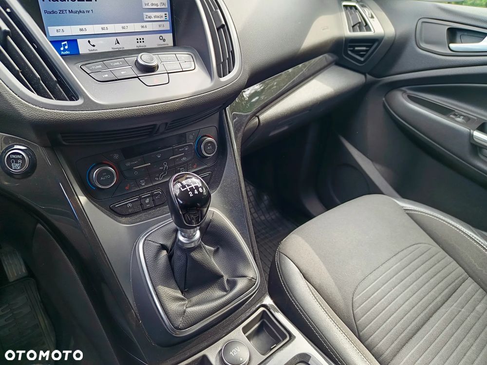 Ford Kuga 1.5 EcoBoost FWD Titanium - 16