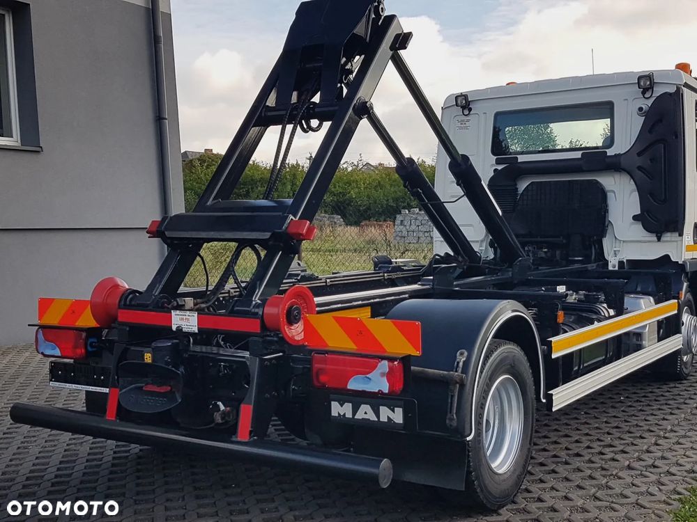 MAN TGL 12.220 HAKOWIEC 4x2 KLIMA - 27