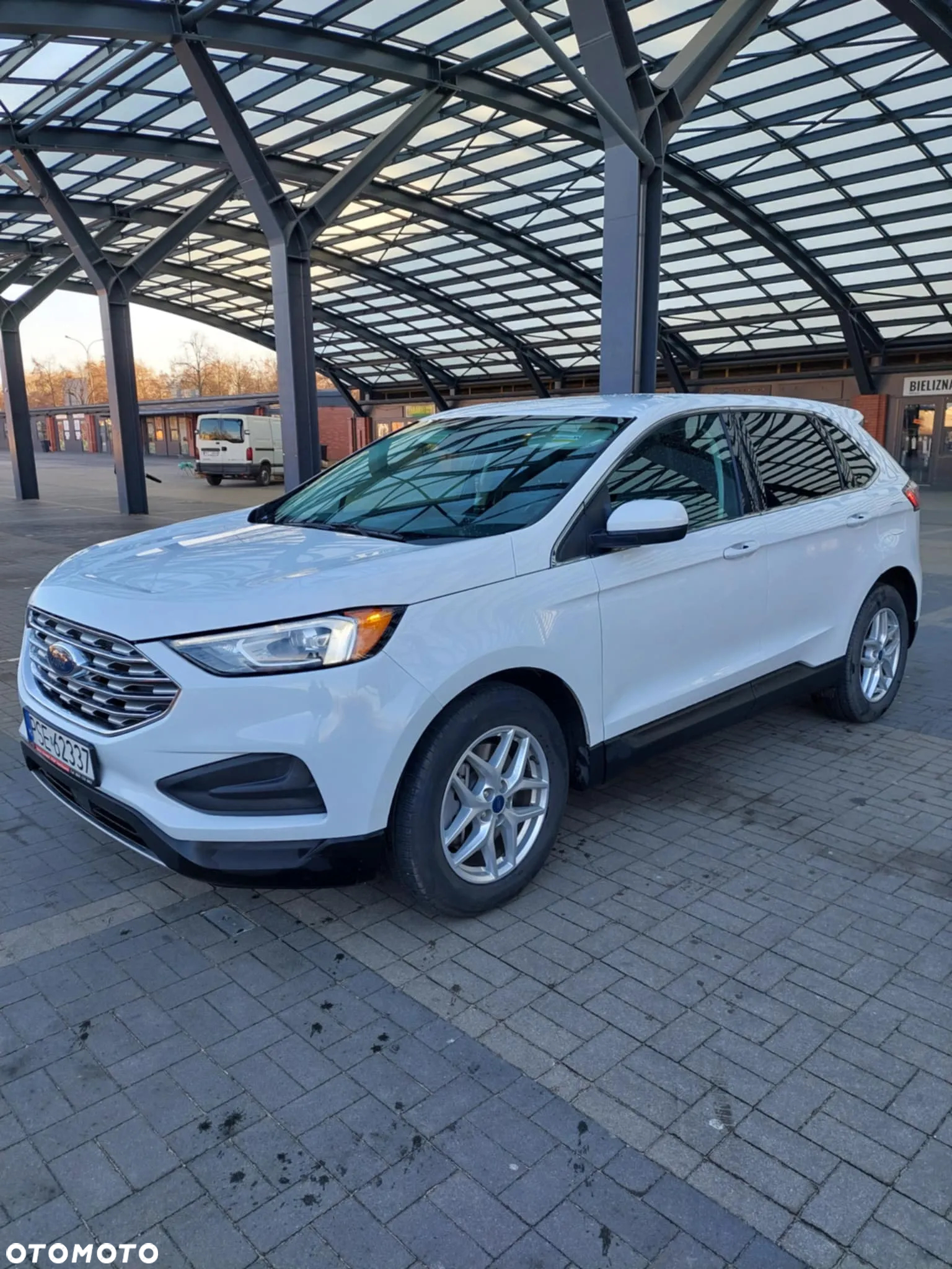 Ford Edge - 2