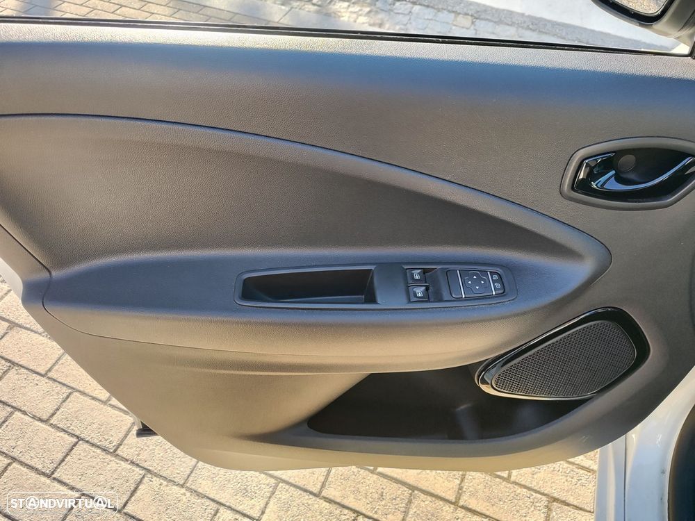 Renault Zoe - 12