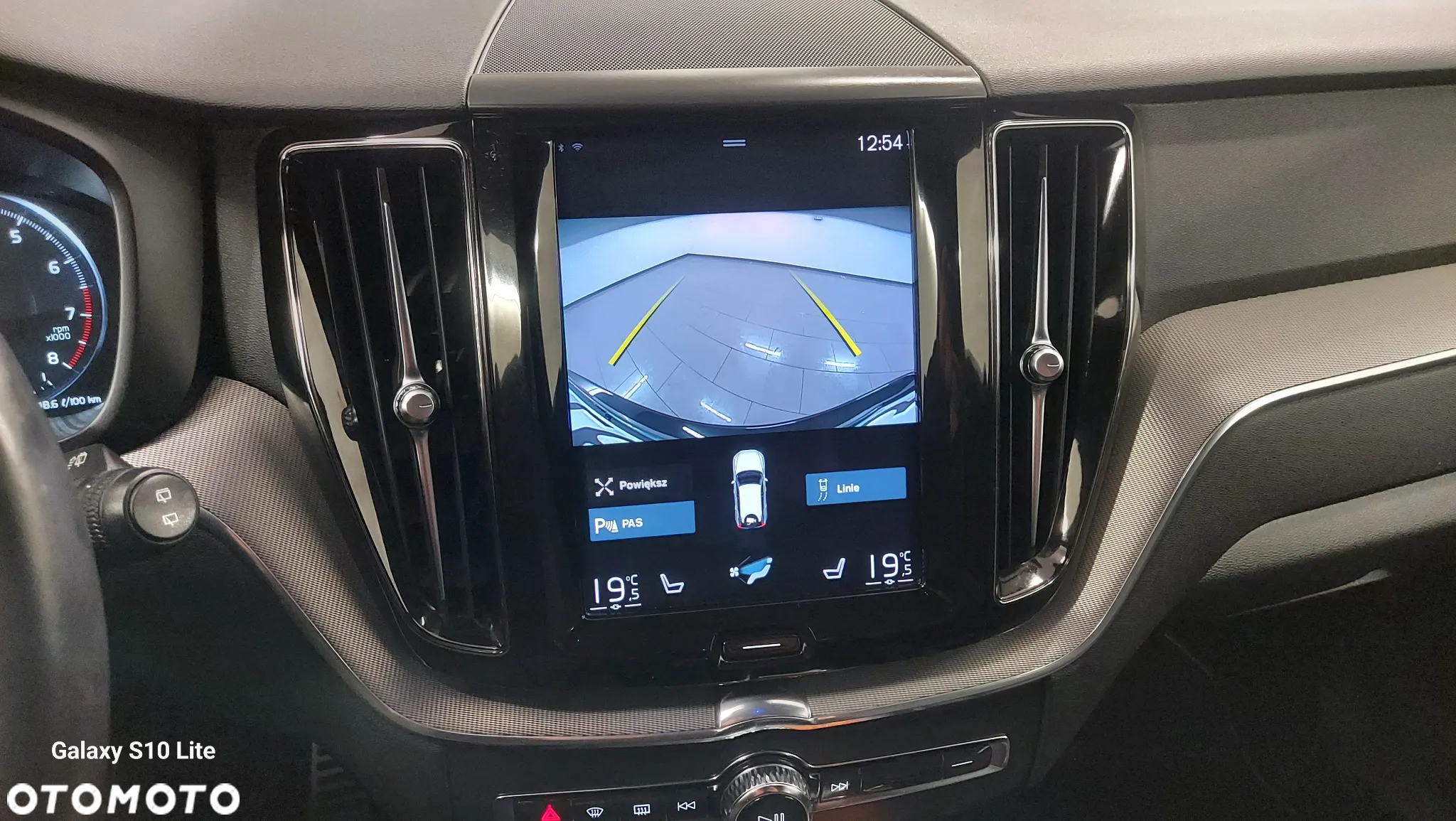 Volvo XC 60 B4 B Geartronic RDesign - 24