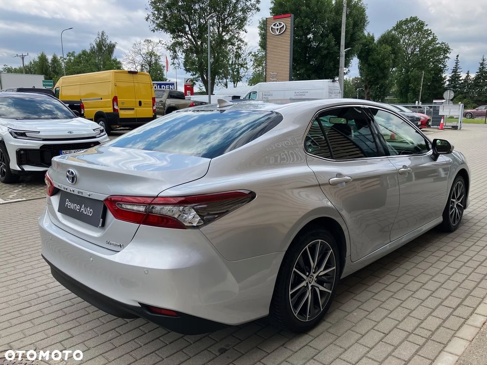 Toyota Camry 2.5 Hybrid Executive CVT - 11