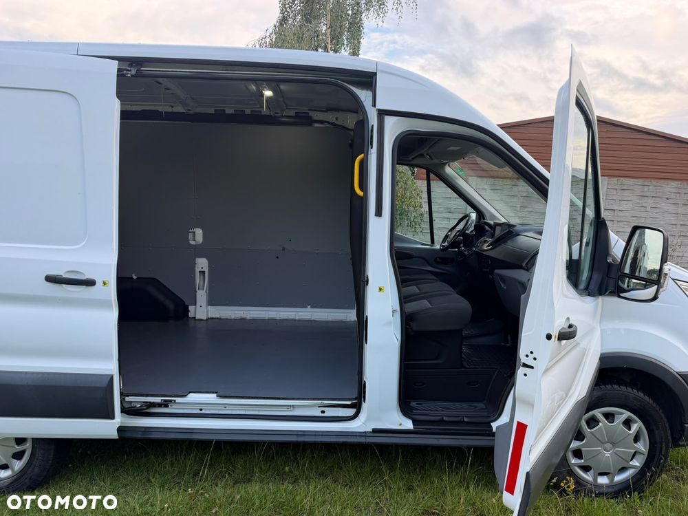 Ford Transit - 10