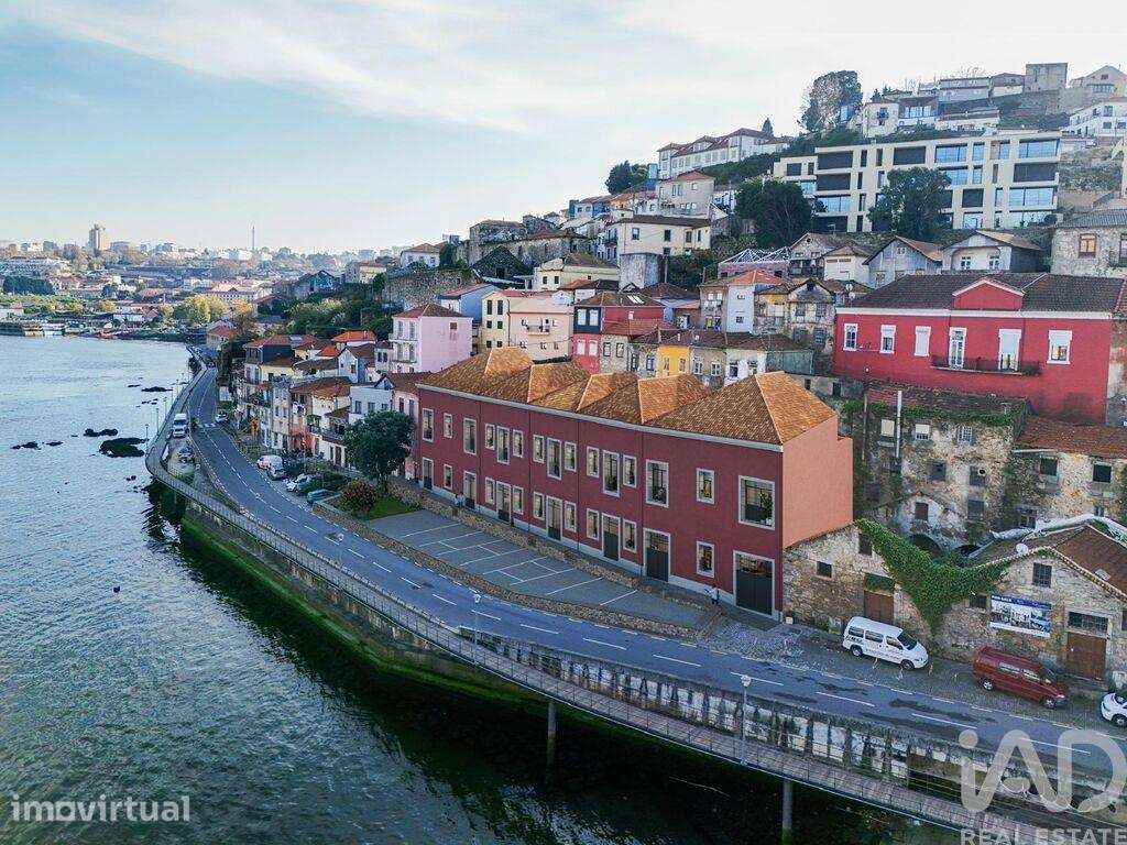 Apartamento T1 em Santa Marinha E São Pedro Da Afurada de 37,00 m2 - Grande imagem: 2/13