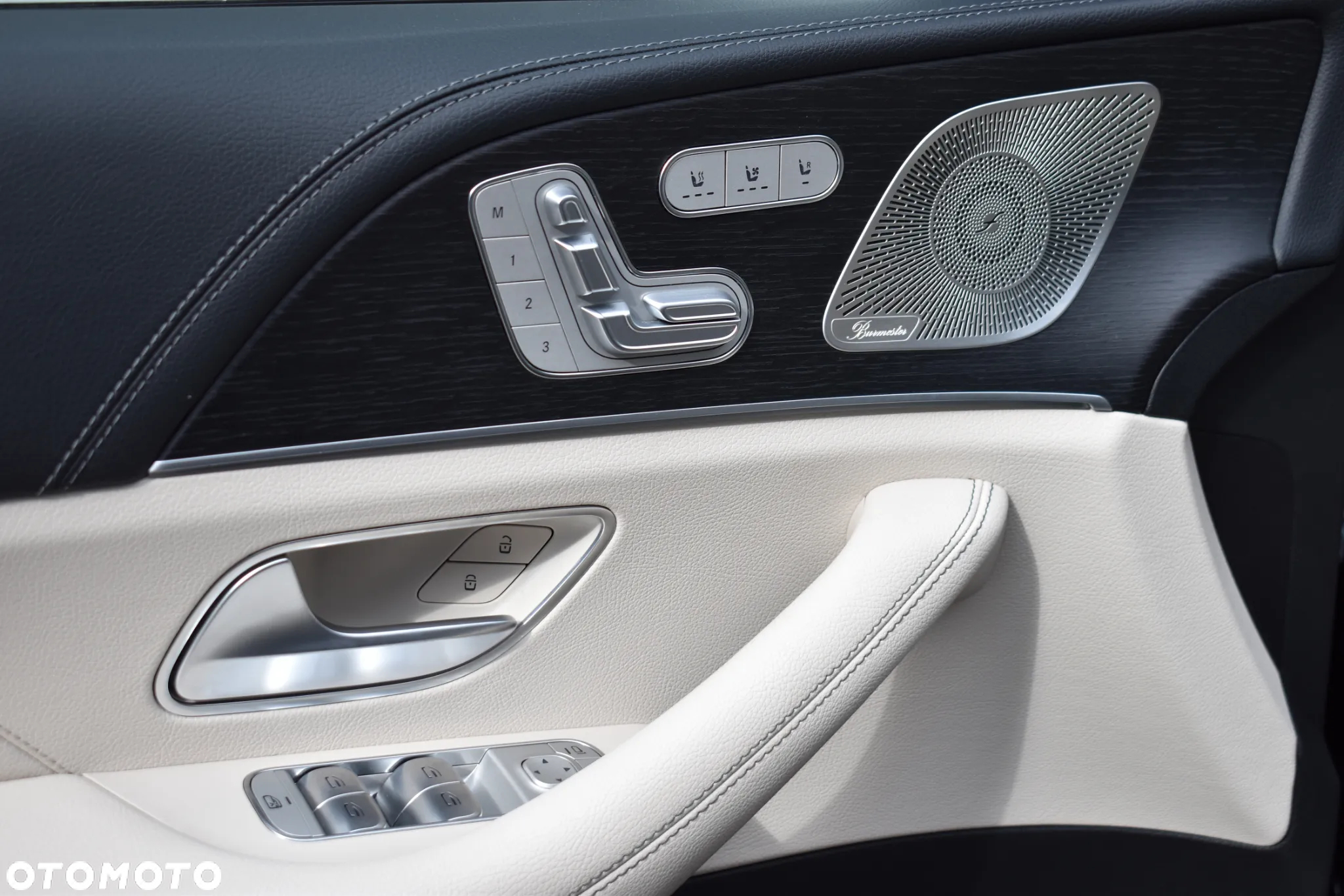 Mercedes-Benz GLE 400 d 4Matic 9G-TRONIC AMG Line - 12