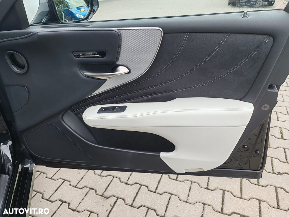 Lexus Seria LS - 15