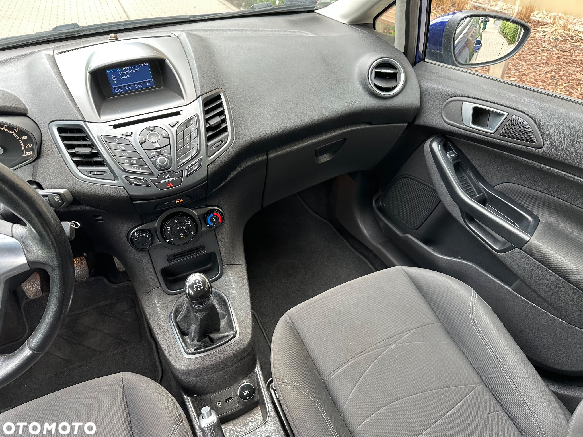 Ford Fiesta - 8