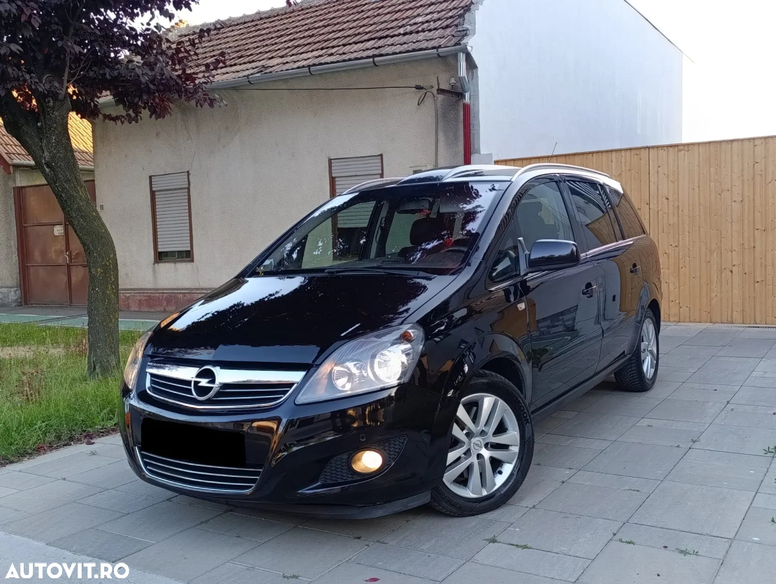 Opel Zafira - 3