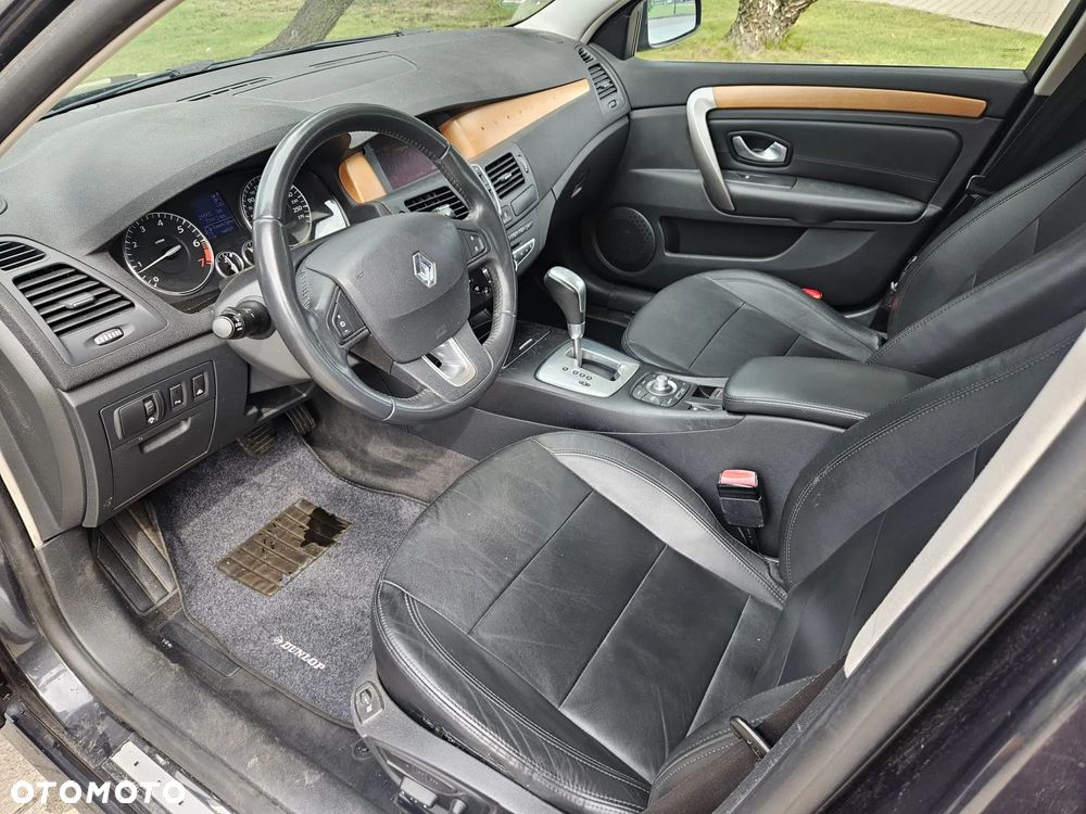 Renault Laguna ver-1-4-turbo-ecoflex-start-stop-edition - 9